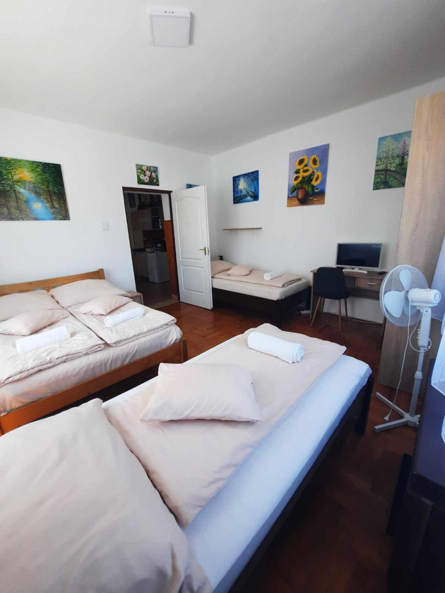 Apartamento Galeria Vendeghaz Hajdúszoboszló Exterior foto