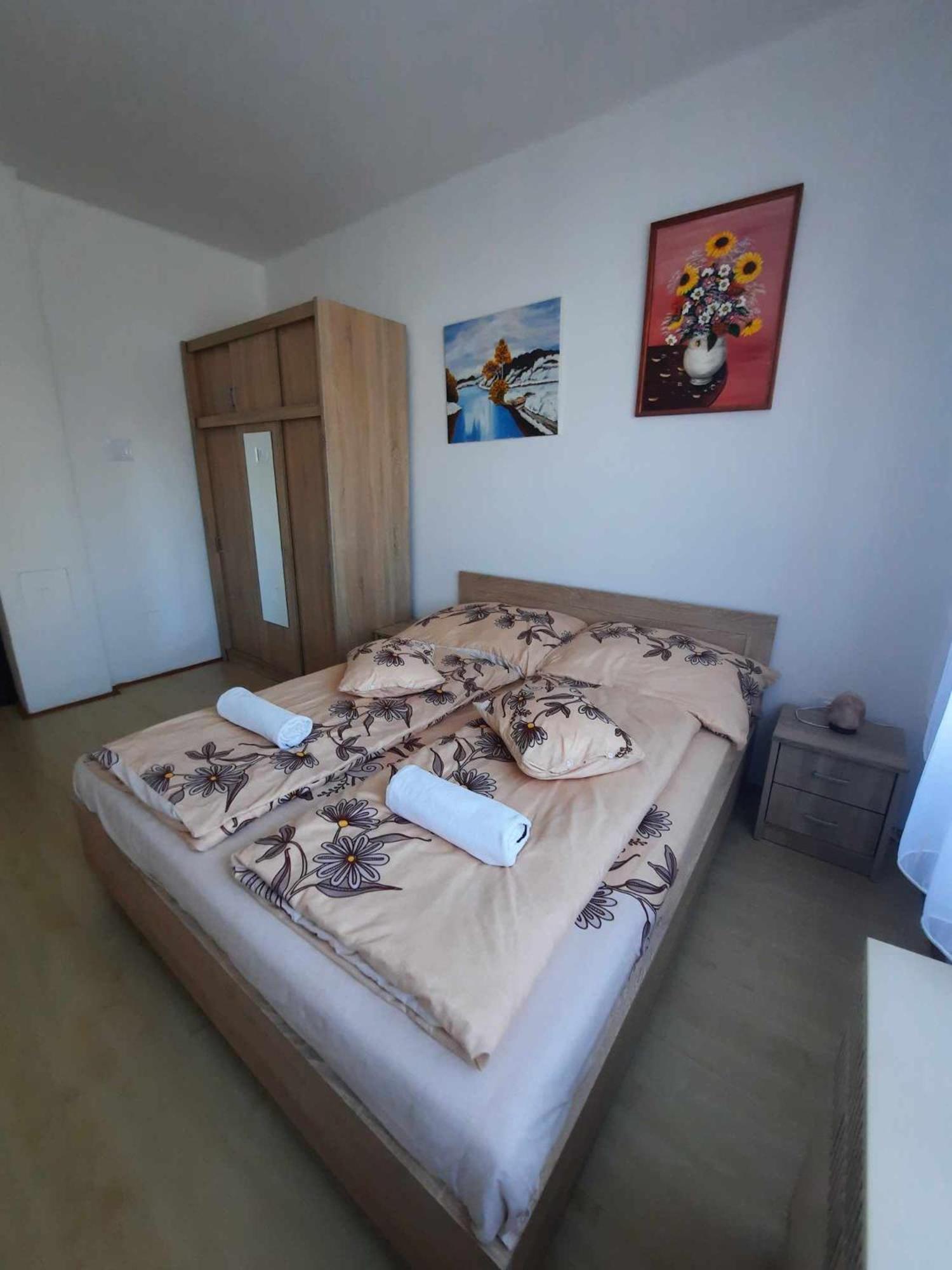 Apartamento Galeria Vendeghaz Hajdúszoboszló Exterior foto